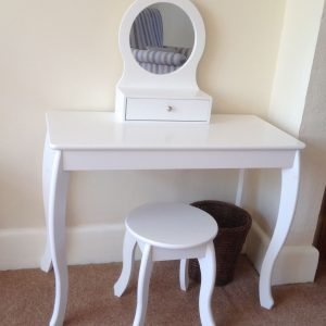 vanity table