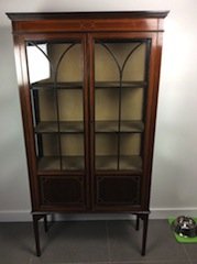 display cabinet