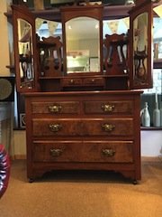 dresser unit