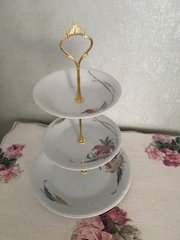 cake stand